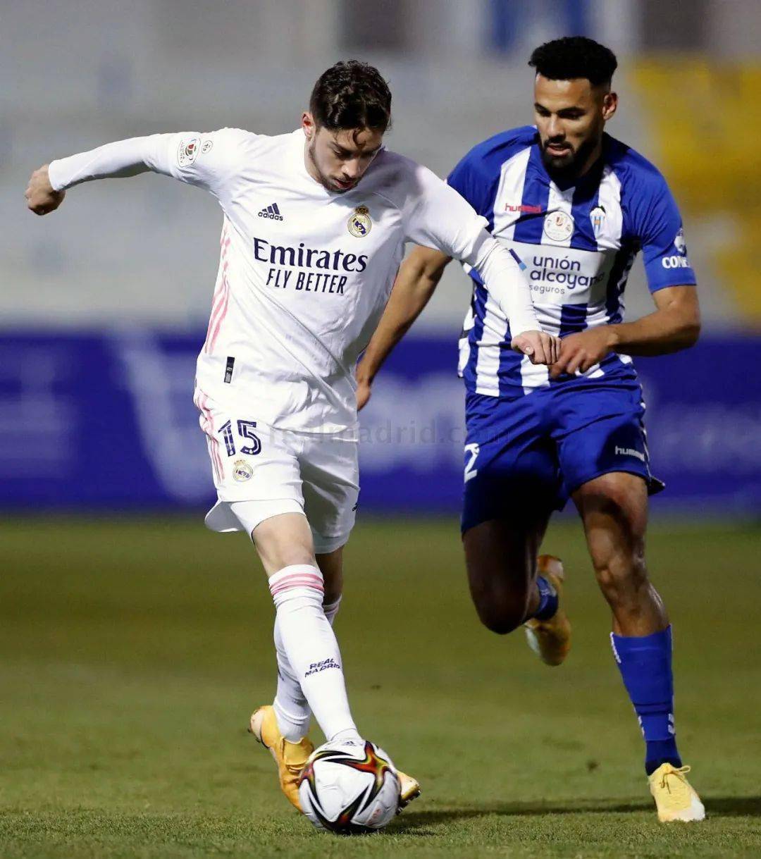 母亲去丰唇将儿子留车中热死