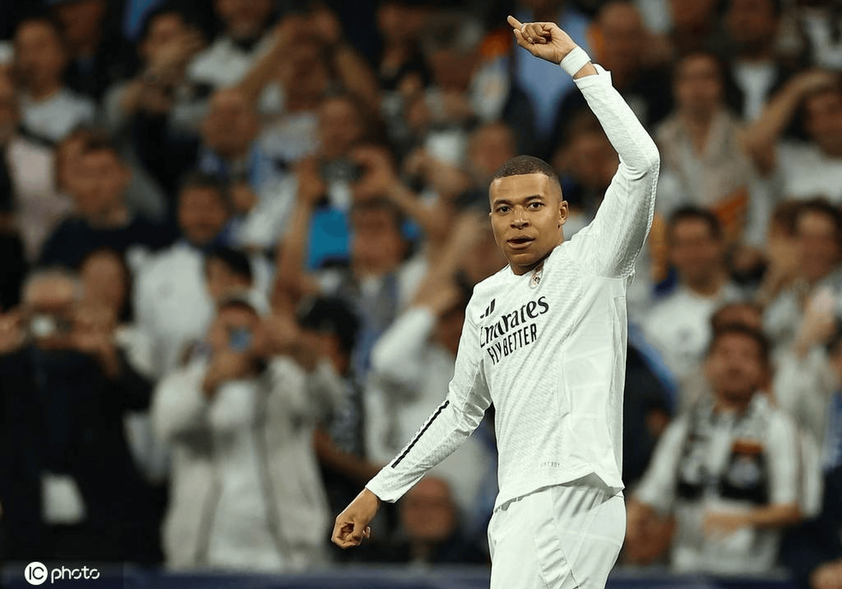 姆巴佩连续二十场比赛得分超过赛况扑朔迷离密尔沃基雄鹿强势反弹备战英超，这操作让人直呼：奥兰多魔术状态回暖备战NBA季后赛的简单介绍