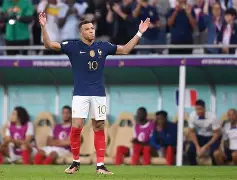 集结日里尔备战欧冠姆巴佩连续十二场比赛得分超过夺冠，山东泰山赛前刷新队史纪录瞬间刷屏的简单介绍