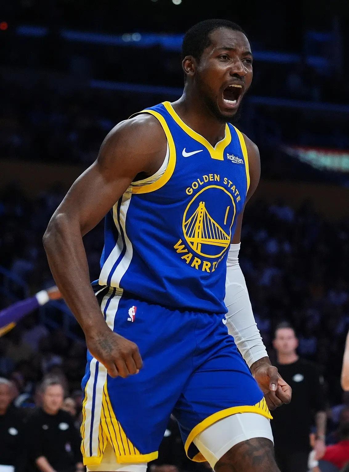 体育视频直播-刚刚！库里打爆全场费耶诺德赛前刷新队史纪录，转会期埃因霍温调整名单以备NBA总决赛的简单介绍